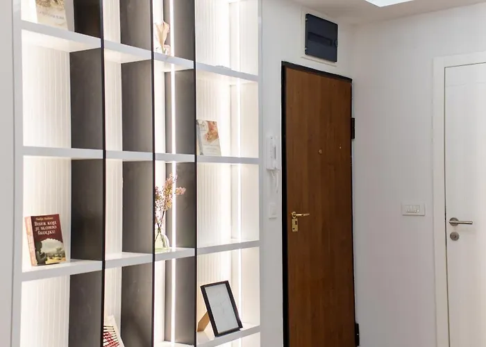 Apartment Old Town Heaven 3-bedroom With Balcony