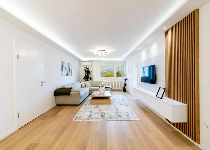 Old Town Heaven 3-bedroom With Balcony Sarajevo